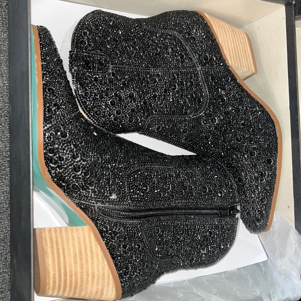 Betsey Johnson boots